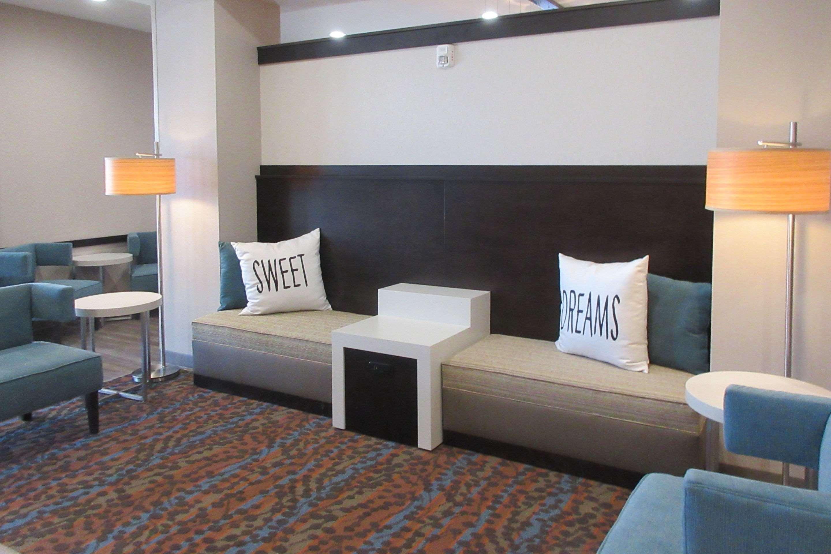 Sleep Inn & Suites Oregon - Madison Zewnętrze zdjęcie